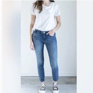 AMO Denim Womens Size 25 Stix Crop Wildcat